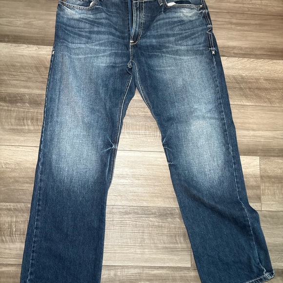 Men's Blue Jeans Ariat - Picture 1 of 3